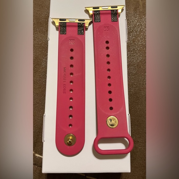 Michael Kors Apple Watch Band 38MM-40MM - Picture 2 of 3